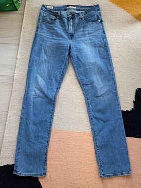 Levi's Straight Leg Jeans in Medium Blue Denim